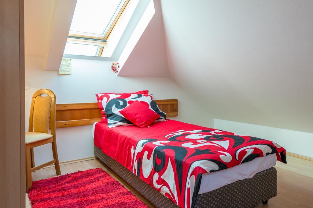 Apartment Tomic Dubrovnik Bagian luar foto